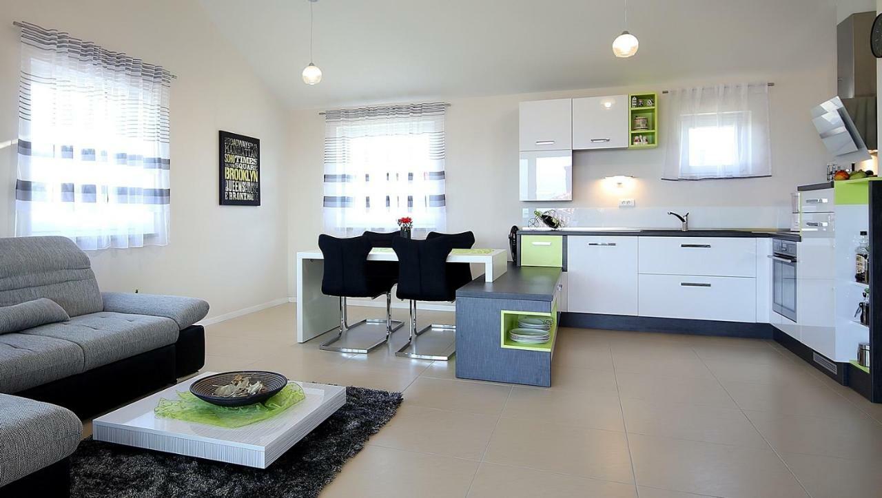 Apartment Porpo Malinska Kültér fotó